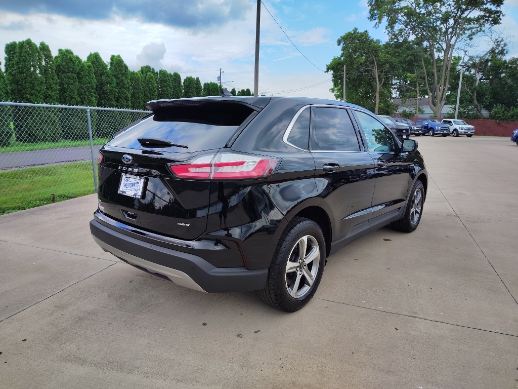 Used 2024 Ford Edge SEL SUV