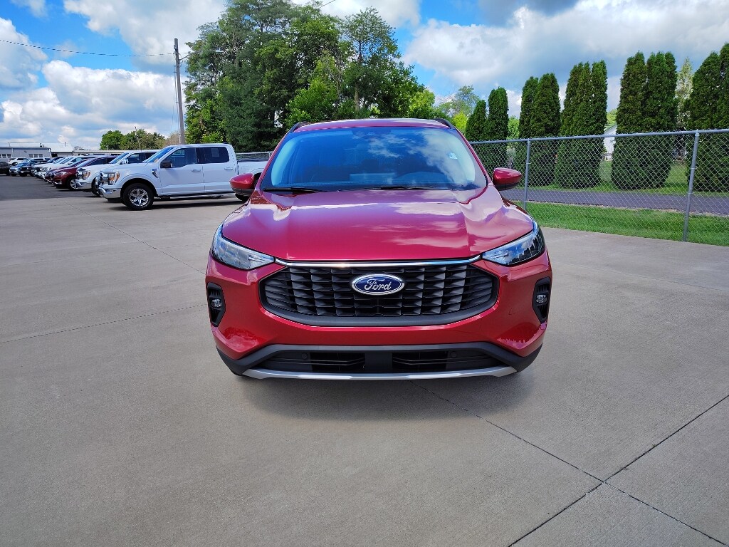 2025 Ford Escape Plug-In Hybrid photo 2