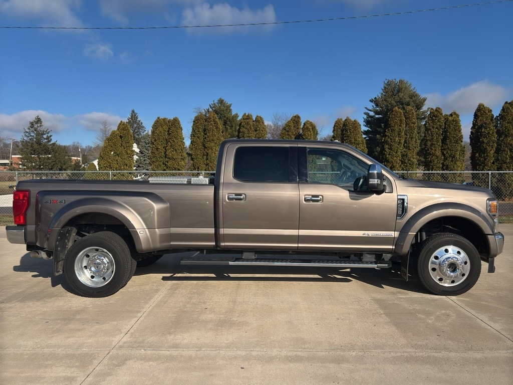 Used 2022 Ford F-450 Lariat Truck Crew Cab