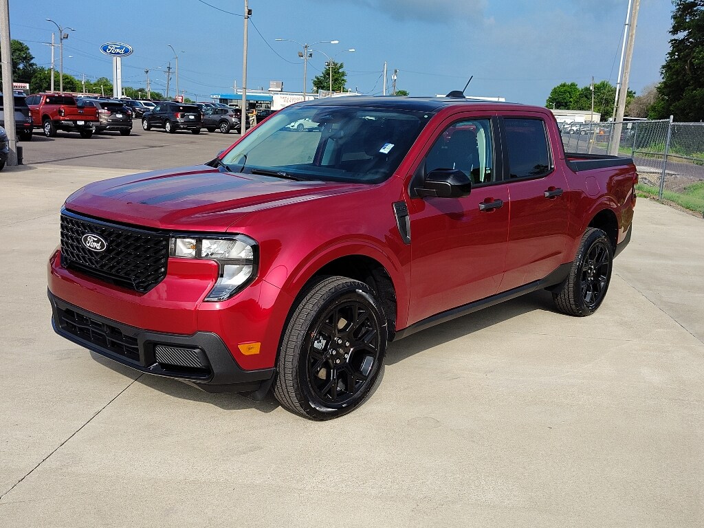 2025 Ford Maverick XLT photo 3