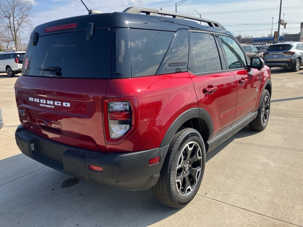 Used 2025 Ford Bronco Sport Outer Banks SUV