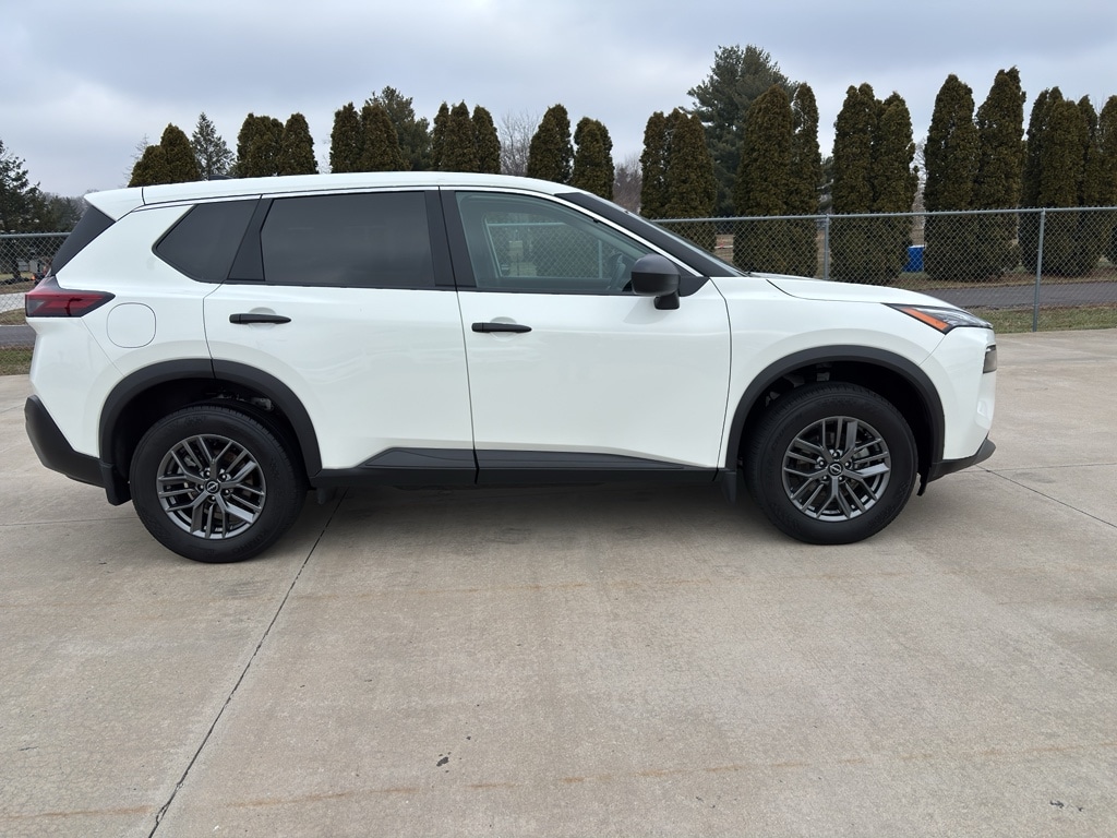 Used 2023 Nissan Rogue S SUV