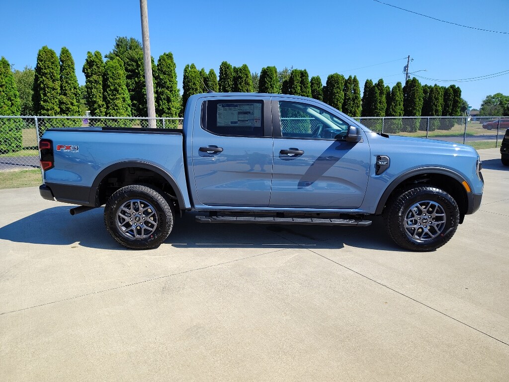 2025 Ford Ranger XLT photo 3