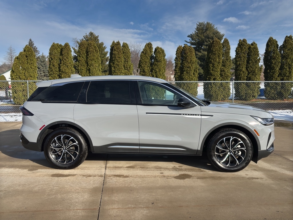 New 2026 Lincoln Nautilus Premiere SUV