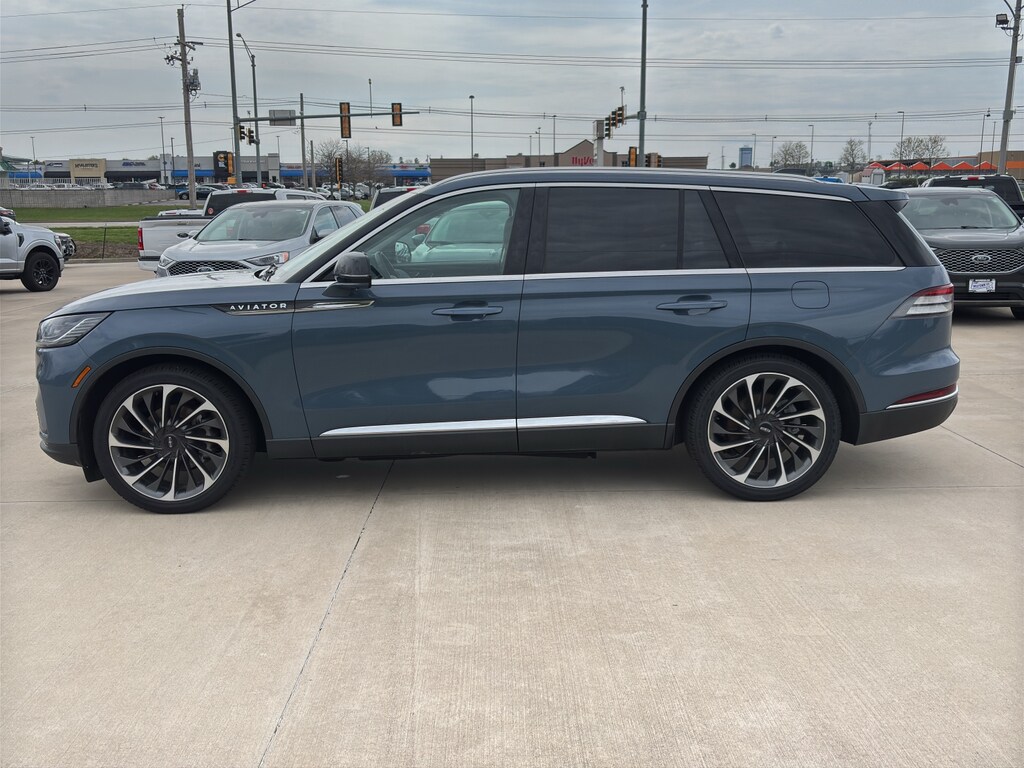 Used 2025 Lincoln Aviator Reserve SUV