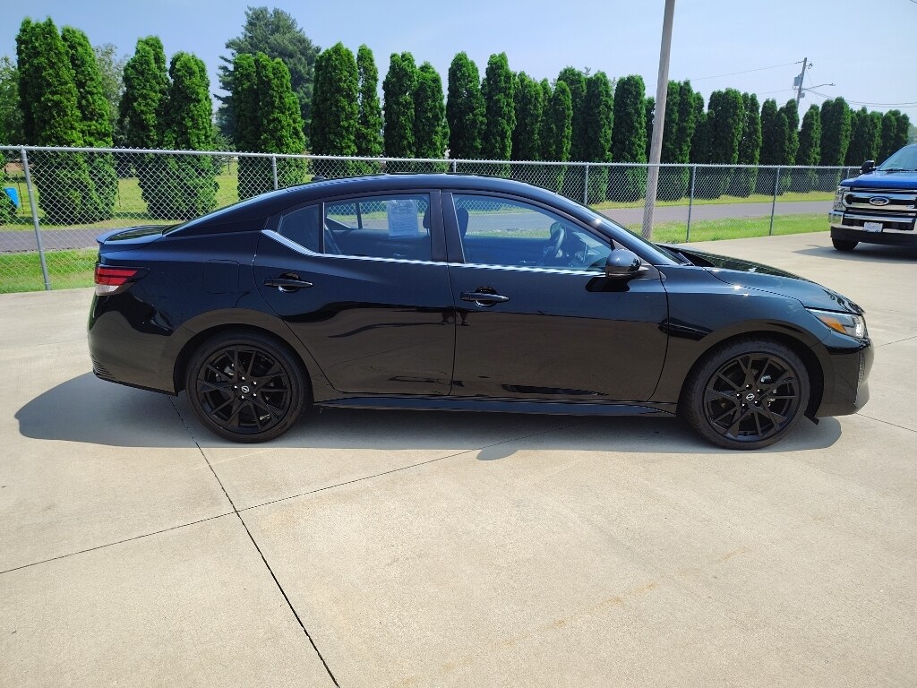Used 2025 Nissan Sentra SR Sedan