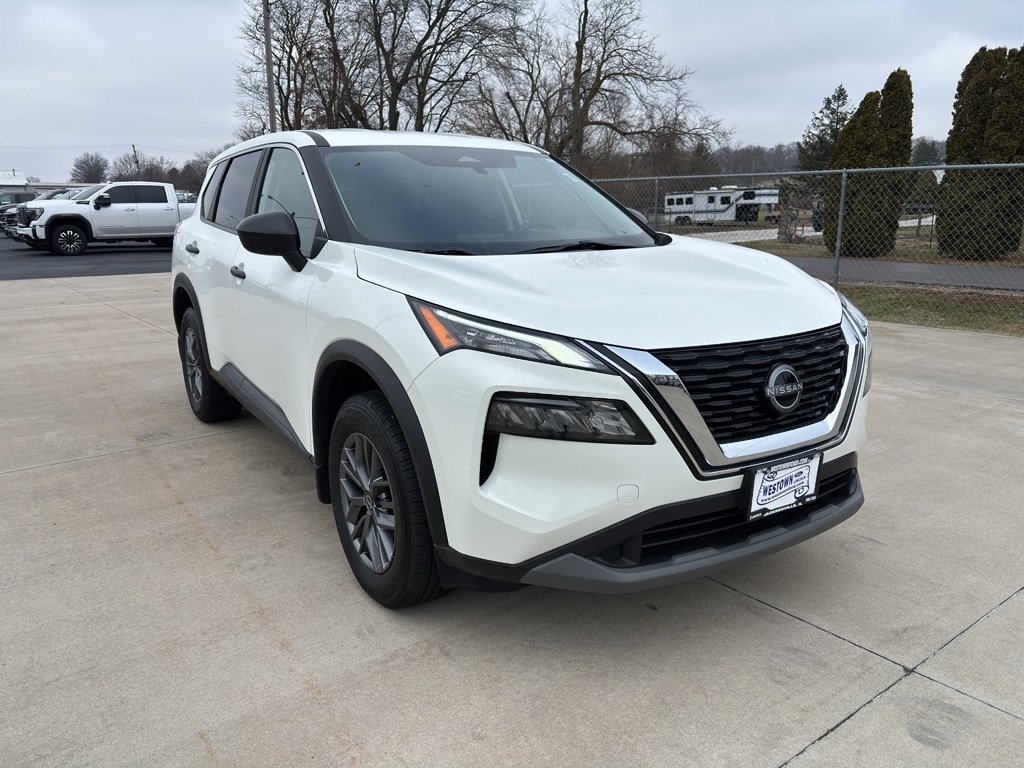 Used 2023 Nissan Rogue S SUV