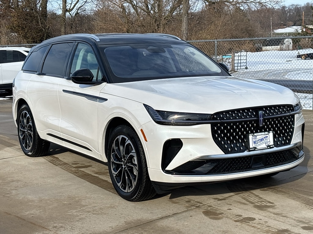 2026 Lincoln Nautilus Reserve's photo