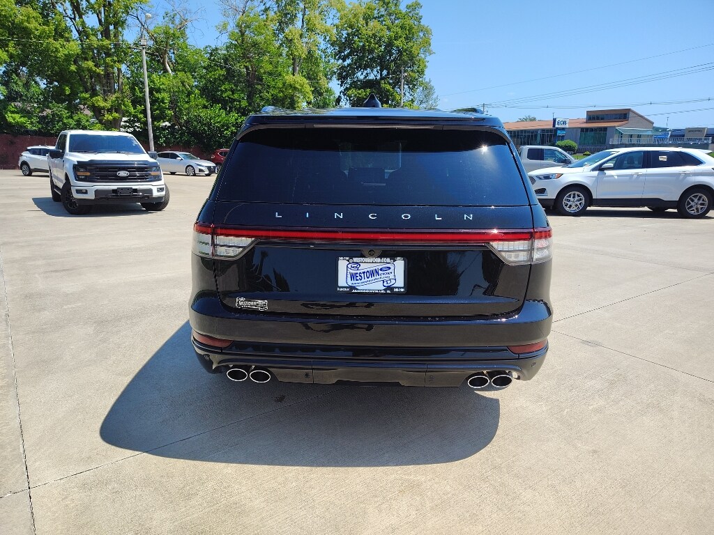 2025 Lincoln Aviator Reserve photo 4