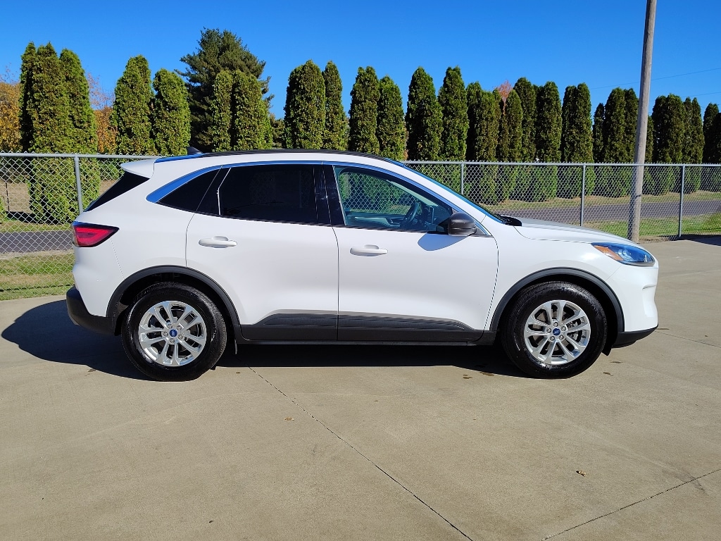 Used 2022 Ford Escape SE SUV