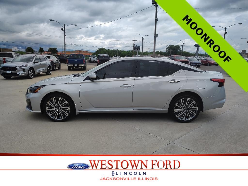 Used 2024 Nissan Altima 2.5 SL Sedan