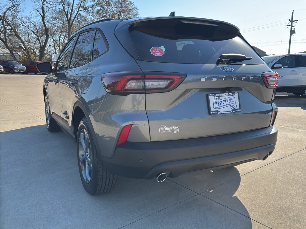 2026 Ford Escape ST-Line Select photo 4