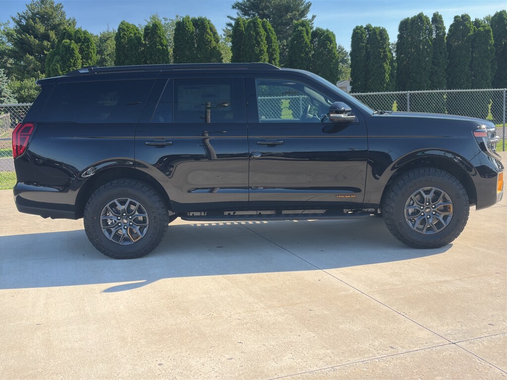 New 2026 Ford Expedition Tremor SUV