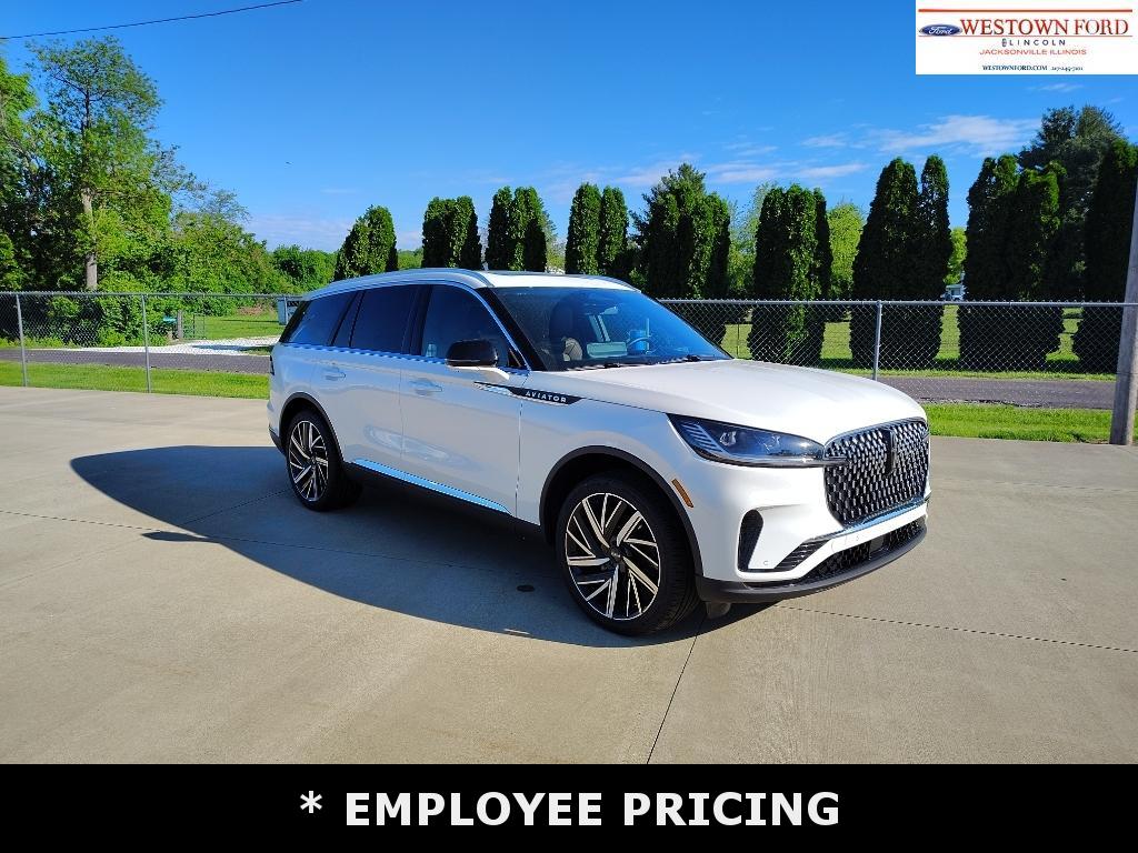 2026 Lincoln Aviator Reserve AWD's photo