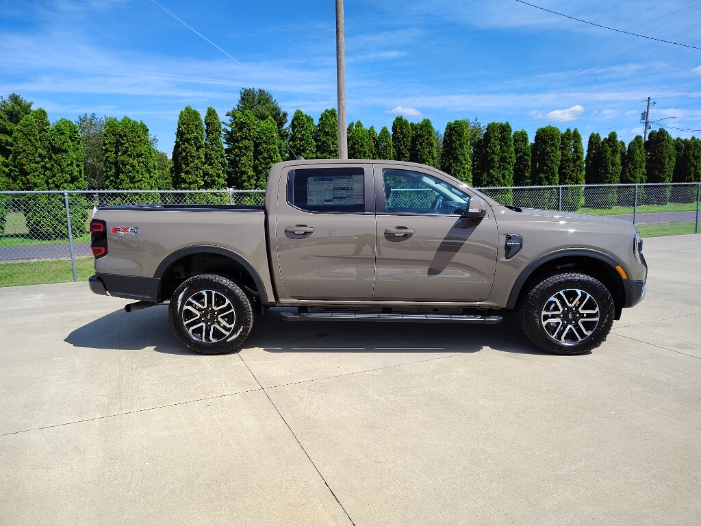 2025 Ford Ranger Lariat photo 4