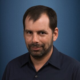 Staff member Steve Laski from 90e5f2a14332