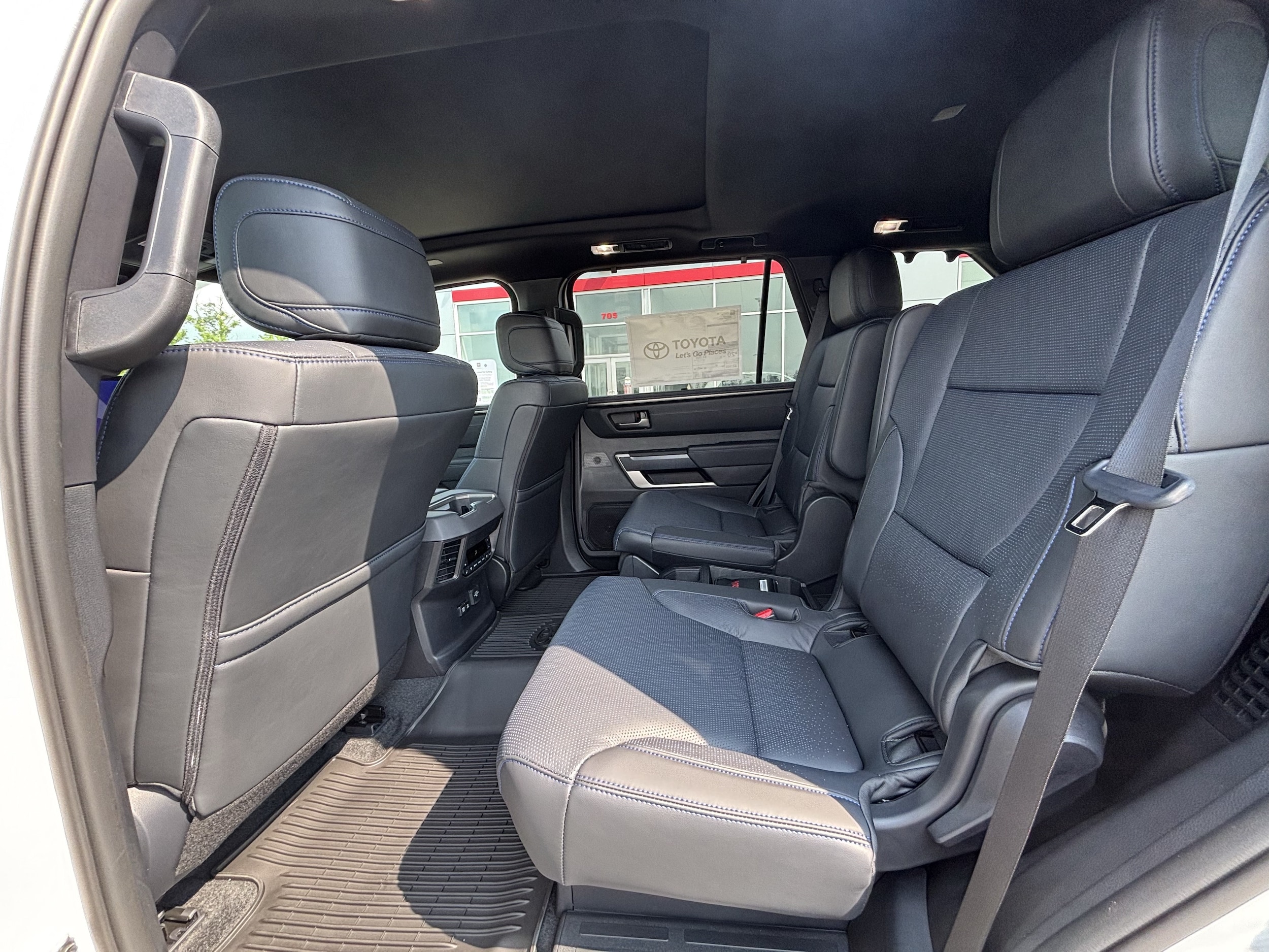 2026 Toyota Sequoia Platinum - Photo 11