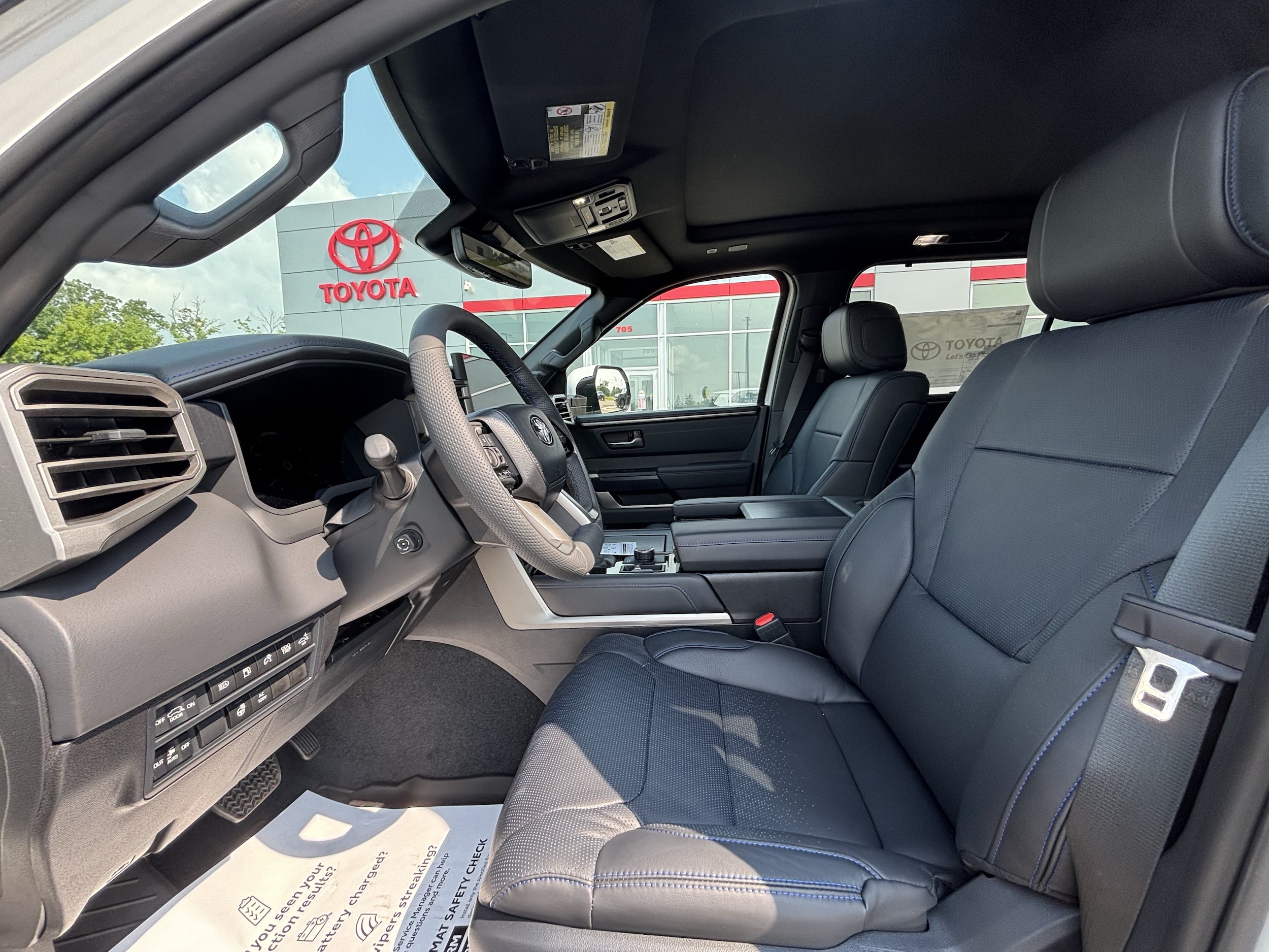 2026 Toyota Sequoia Platinum - Photo 9