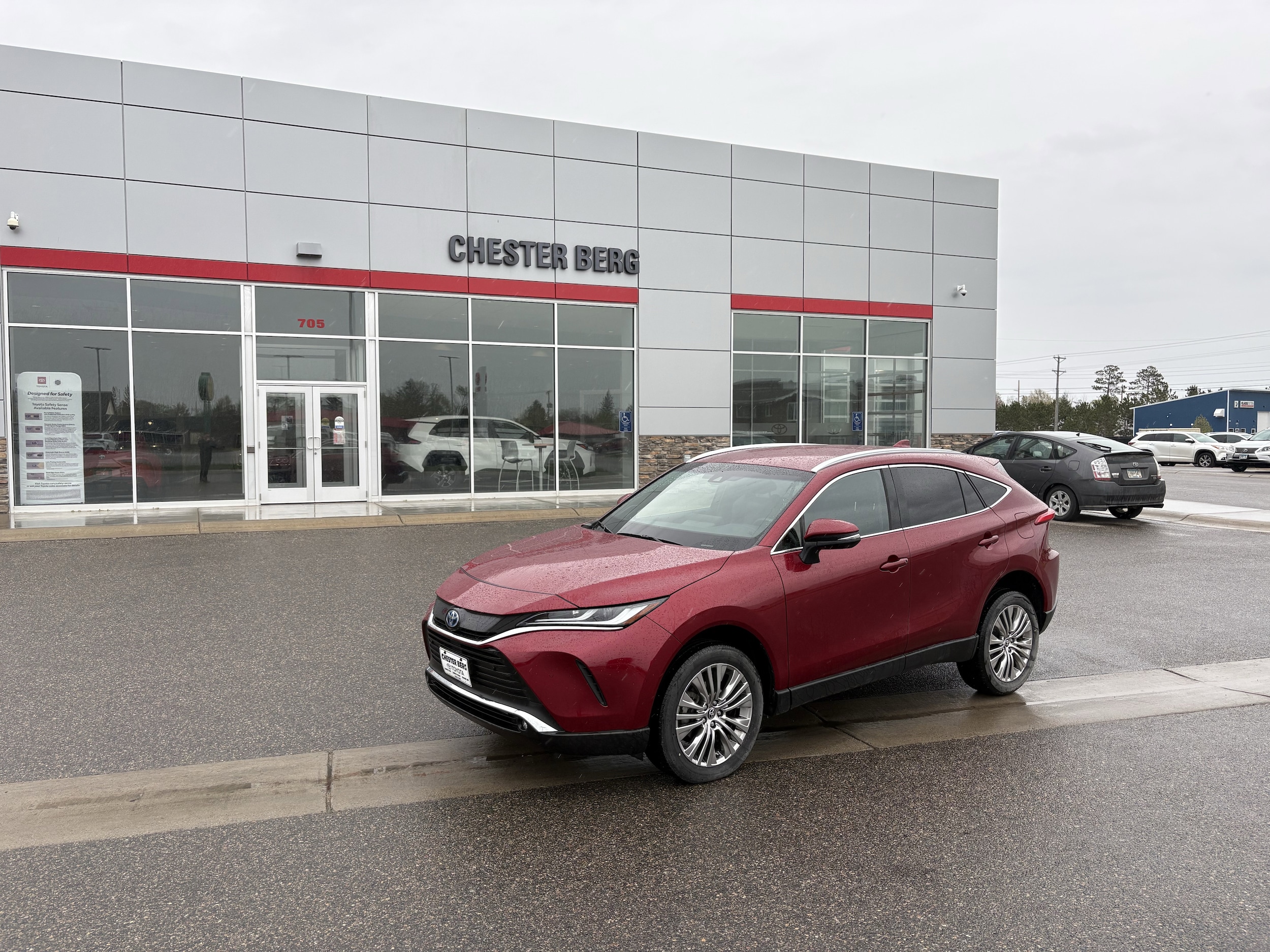 Used 2023 Toyota Venza XLE with VIN JTEAAAAH4PJ134148 for sale in Bemidji, Minnesota