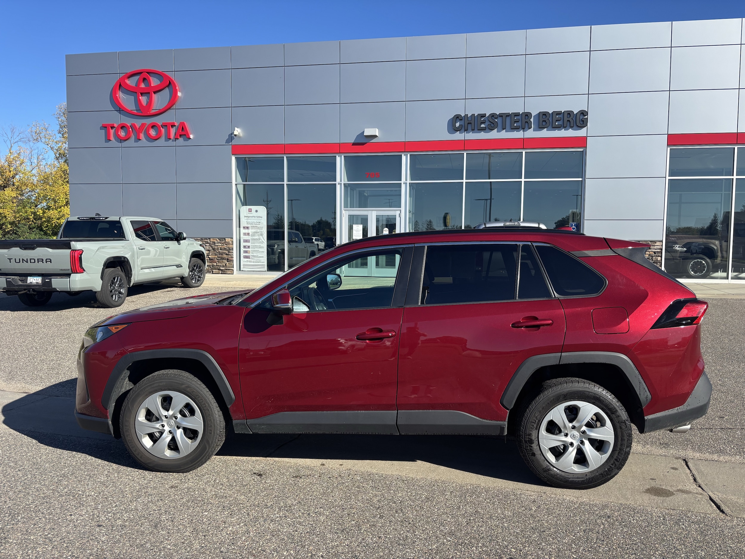 Used 2019 Toyota RAV4 LE with VIN 2T3G1RFV2KC027333 for sale in Bemidji, Minnesota