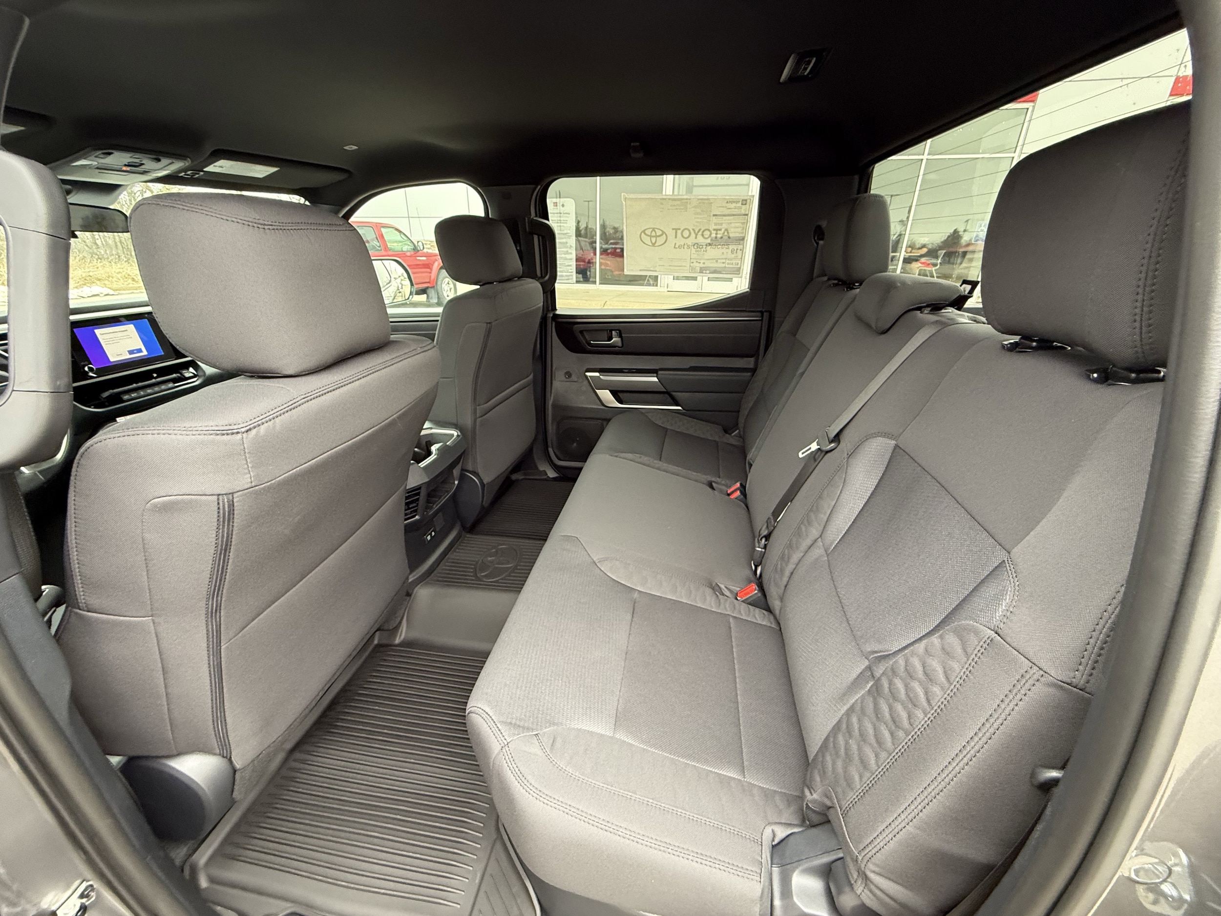 2026 Toyota Tundra SR5 - Photo 12