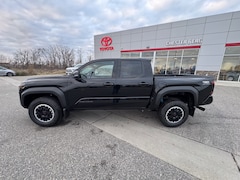2025 Toyota Tacoma TRD Off-Road 4X4 DOUBLE CAB
