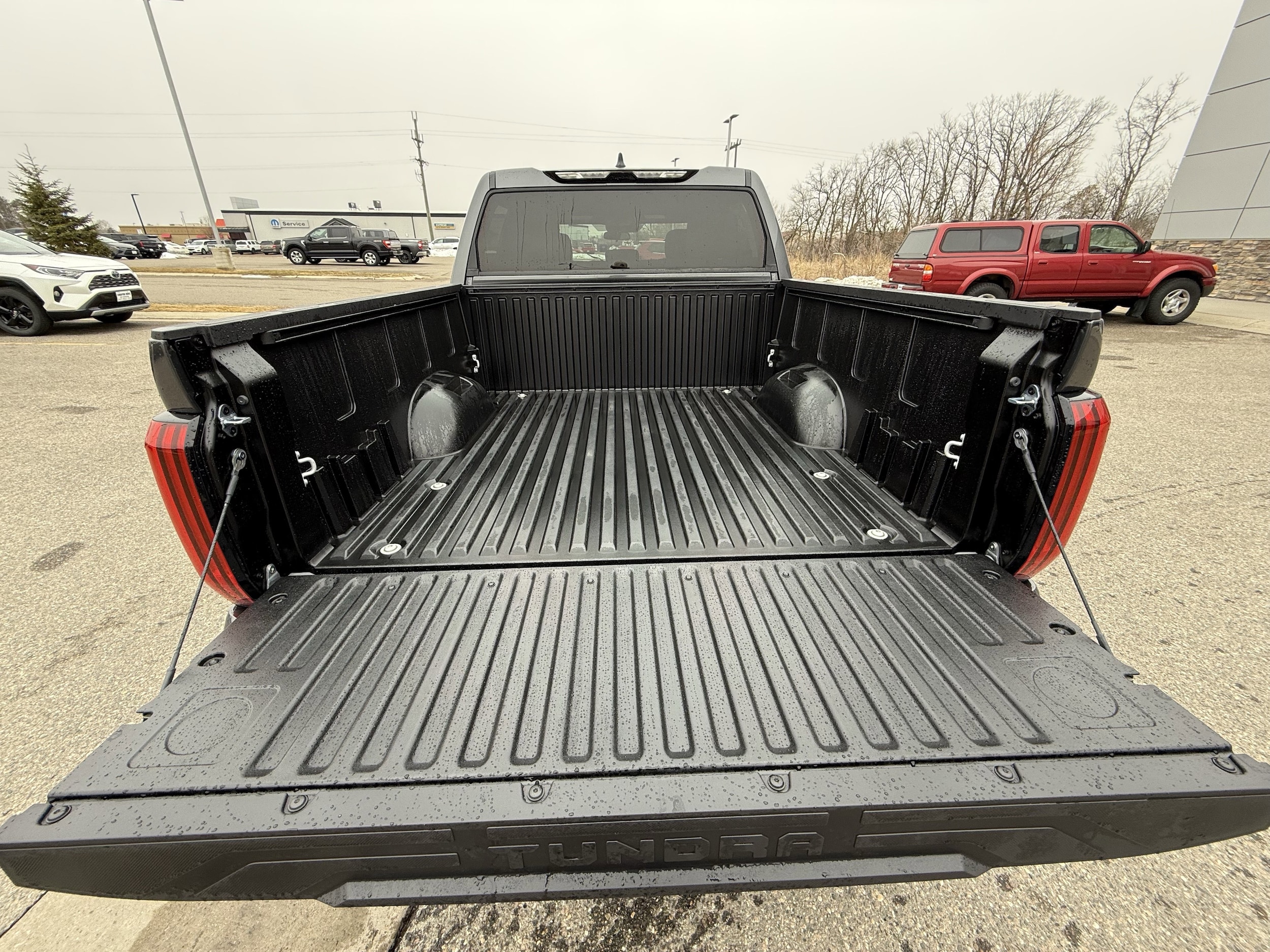 2026 Toyota Tundra SR5 - Photo 8