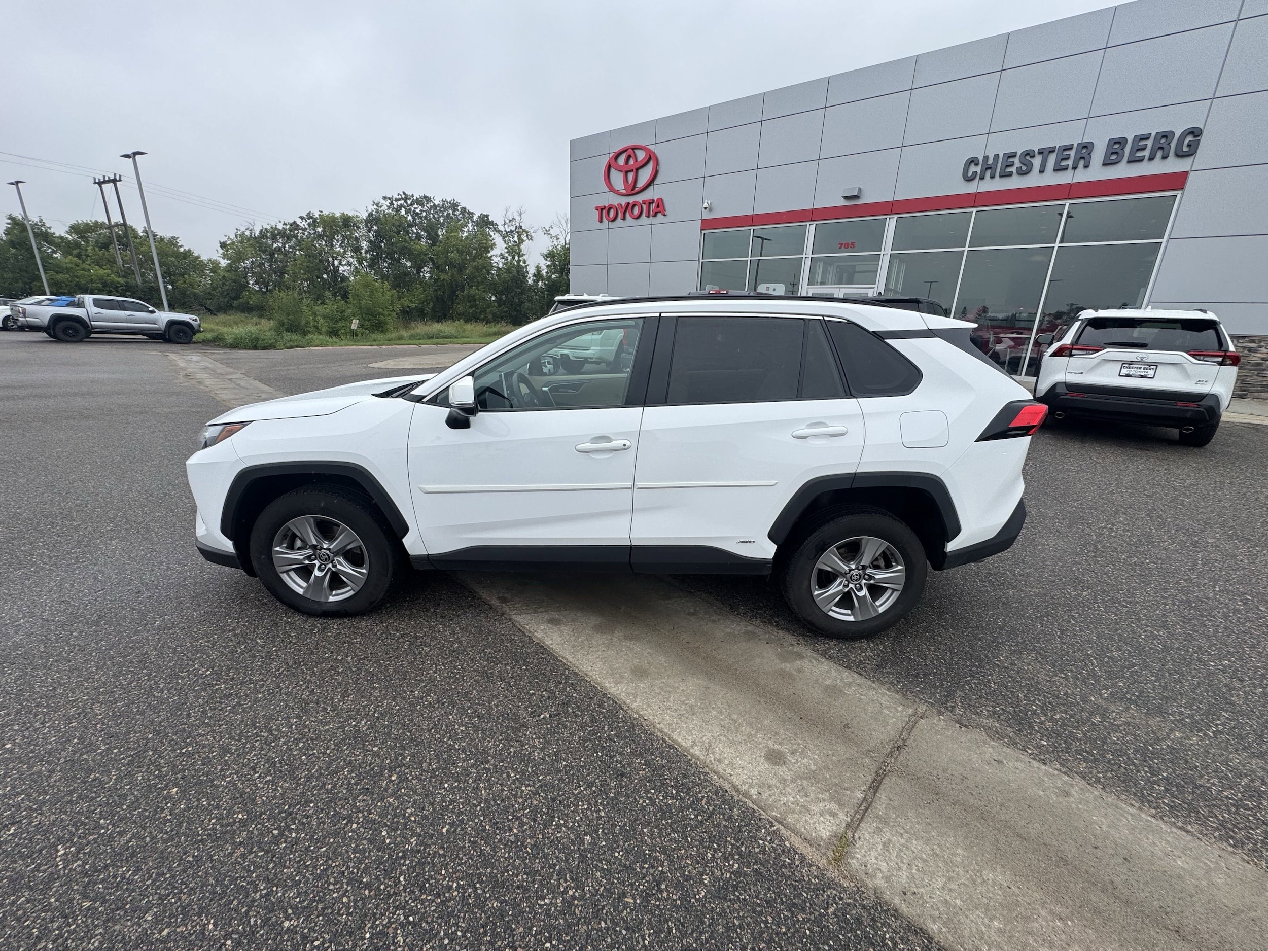 2023 Toyota RAV4 Hybrid XLE