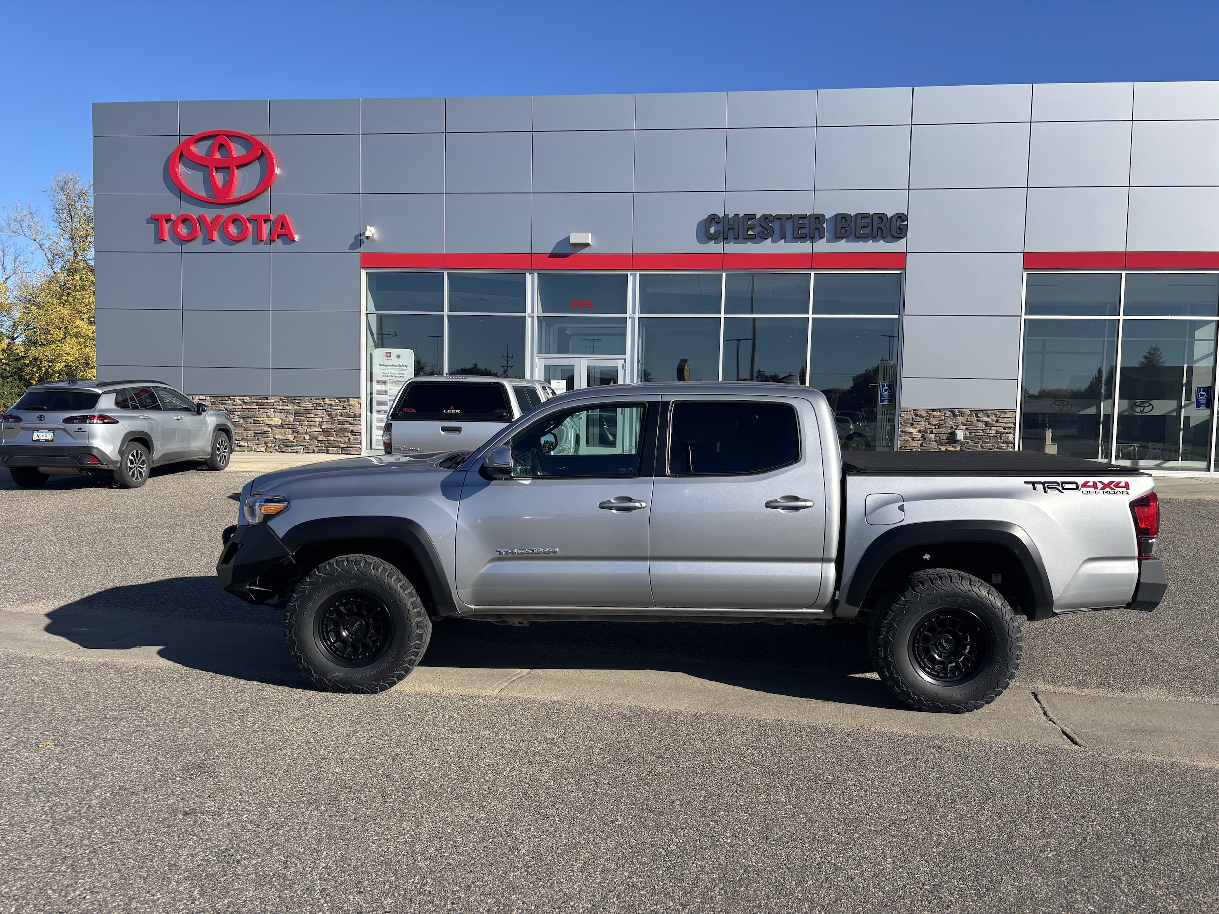 Used 2018 Toyota Tacoma TRD Off Road with VIN 3TMCZ5AN8JM147515 for sale in Bemidji, Minnesota