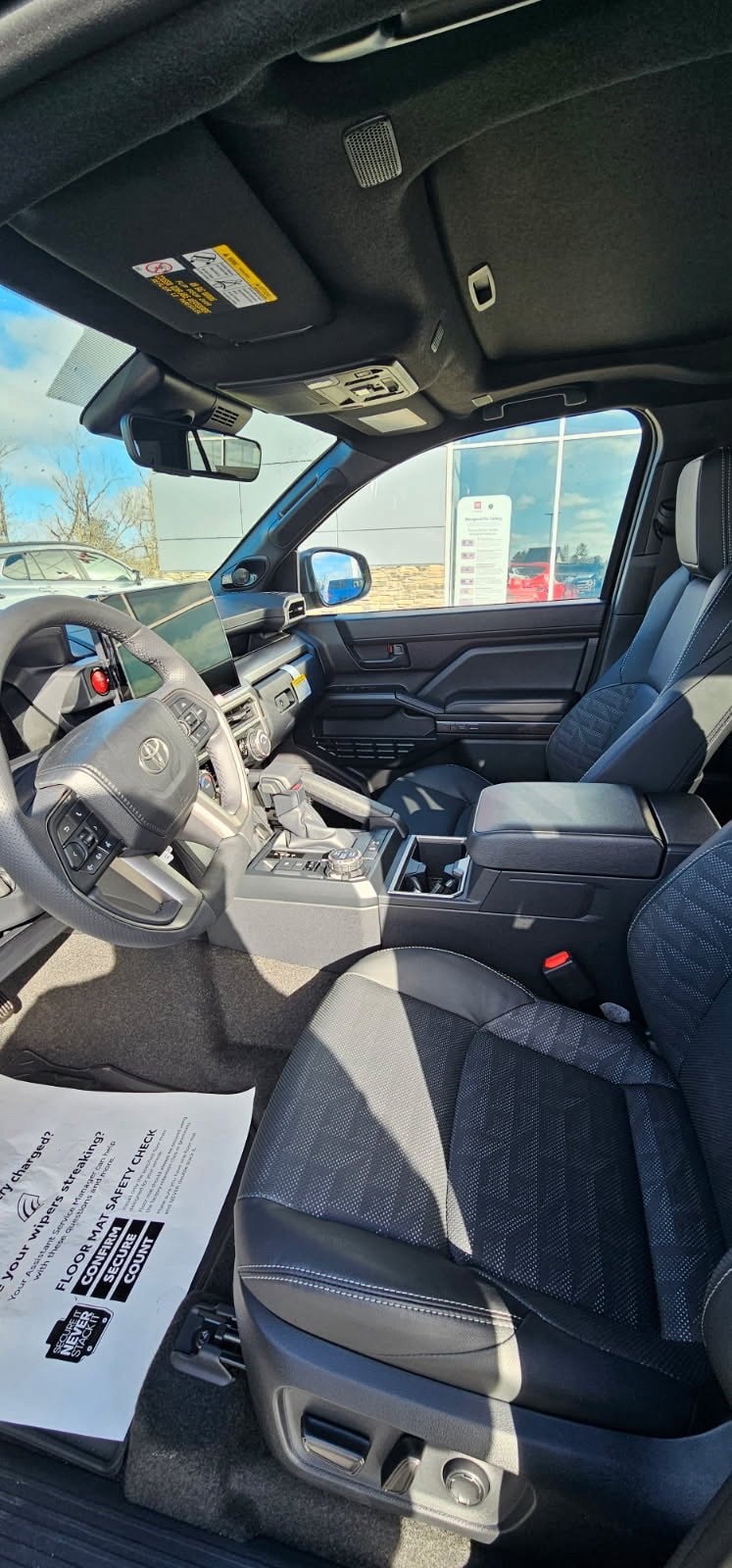 2025 Toyota 4Runner TRD Off-Road Premium - Photo 8