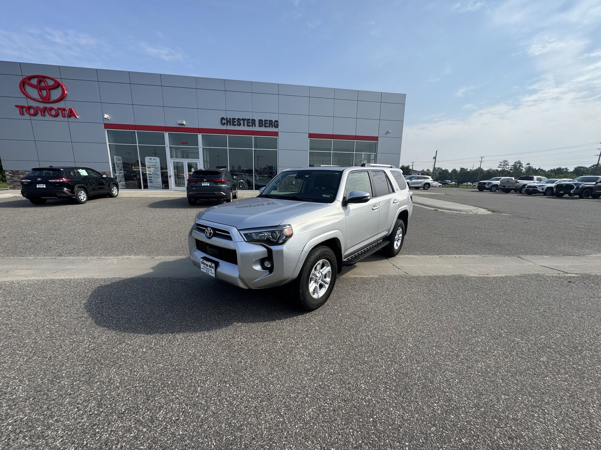 Used 2022 Toyota 4Runner SR5 Premium with VIN JTENU5JR9N6086316 for sale in Bemidji, Minnesota
