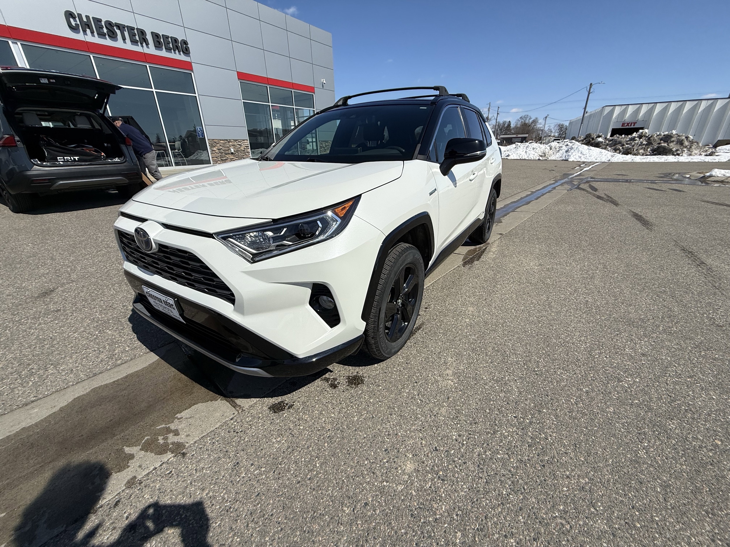 Used 2019 Toyota RAV4 XSE with VIN 2T3EWRFV3KW029647 for sale in Bemidji, Minnesota