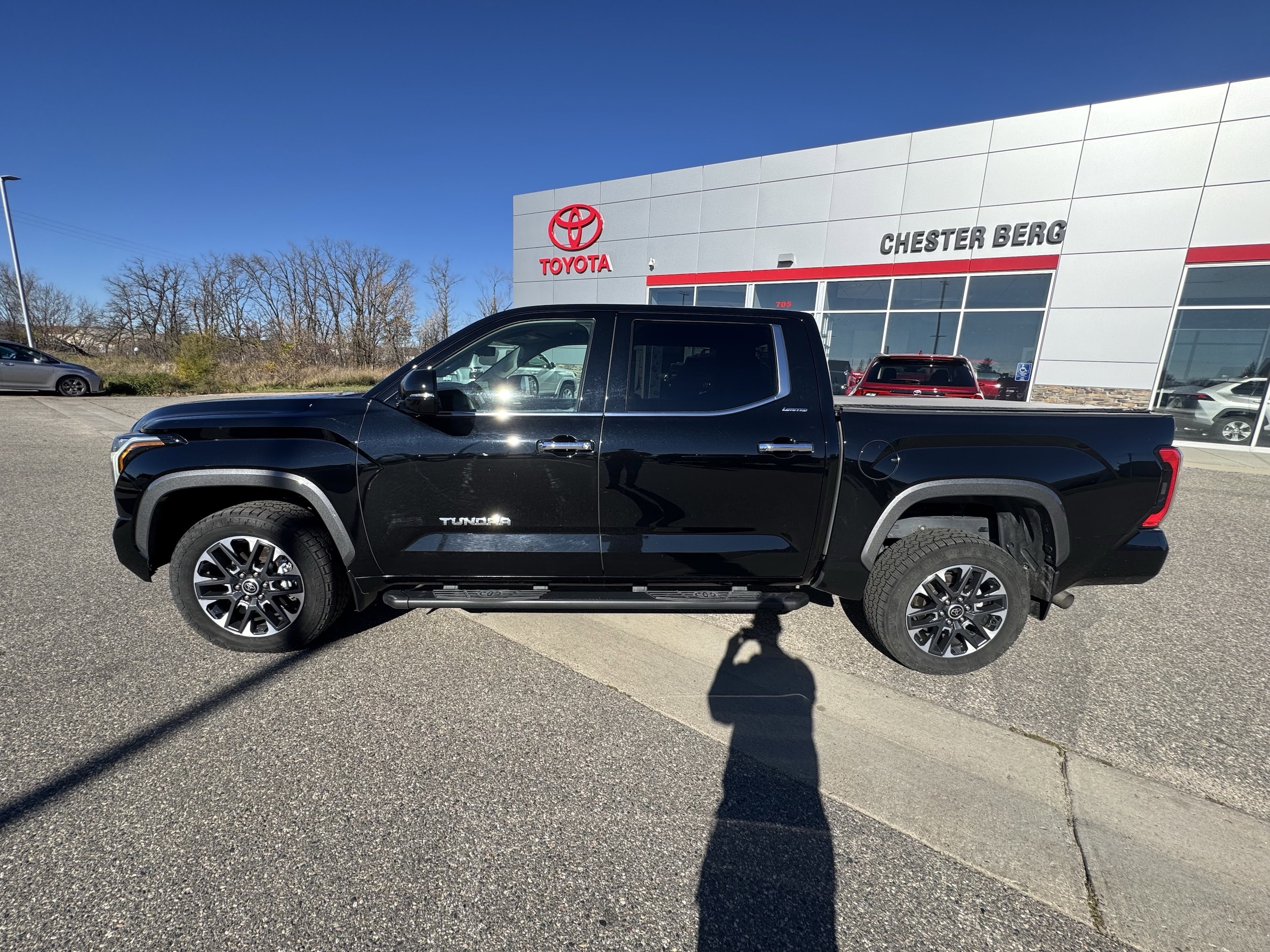 2023 Toyota Tundra Limited's photo