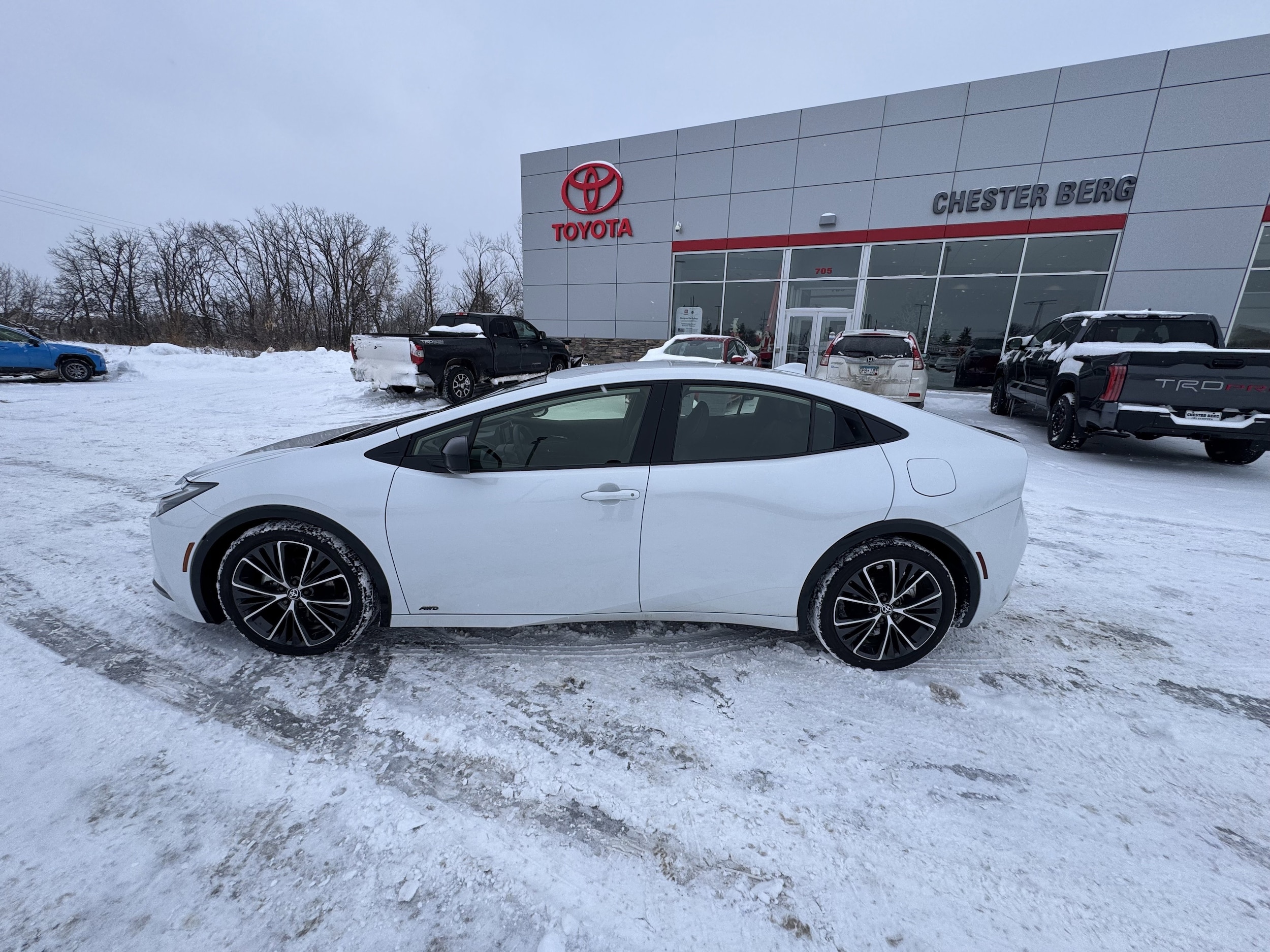 2024 Toyota Prius XLE's photo