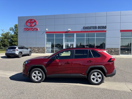 2019 Toyota RAV4 Hybrid LE SUV