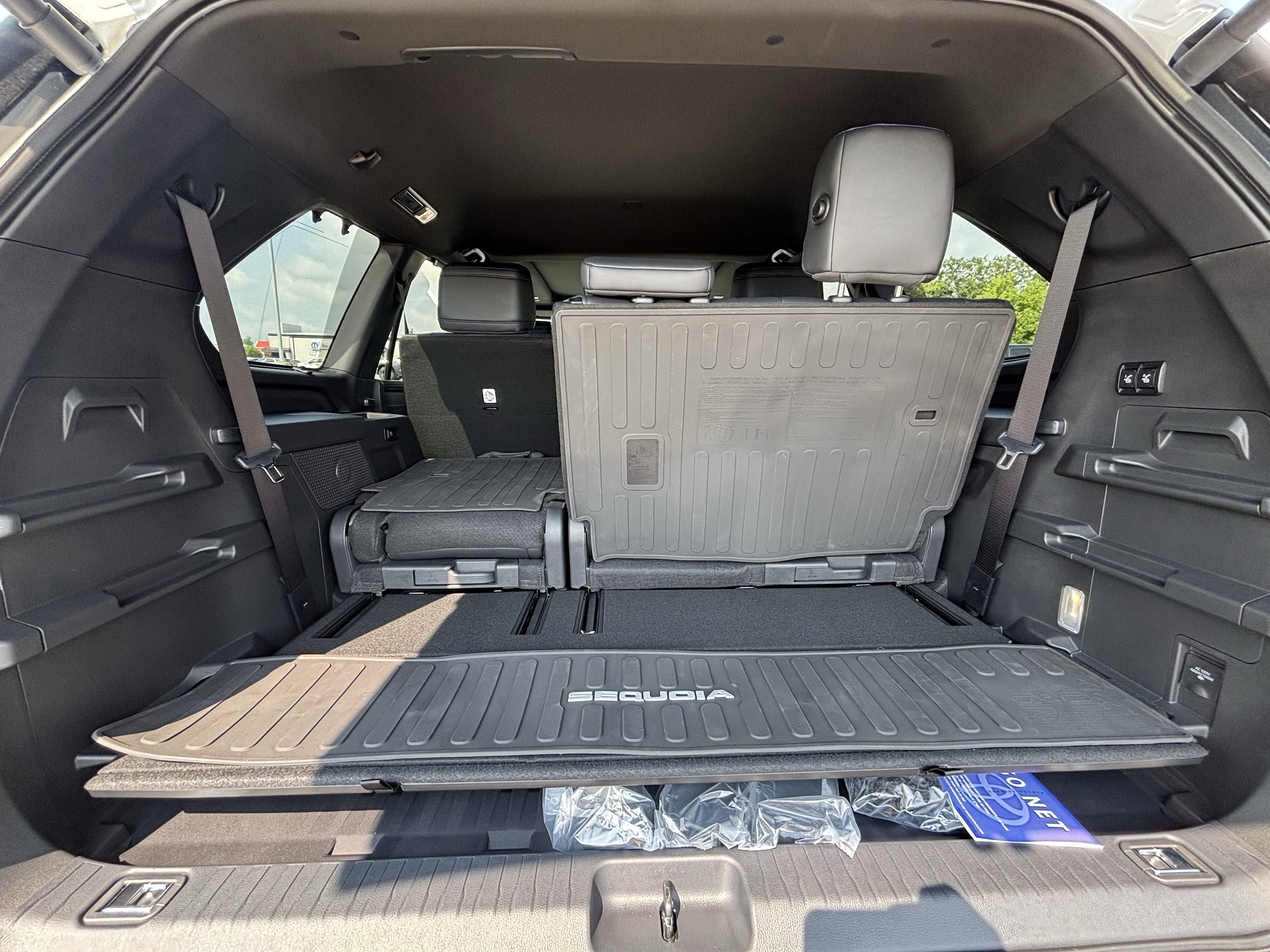 2026 Toyota Sequoia Platinum - Photo 12