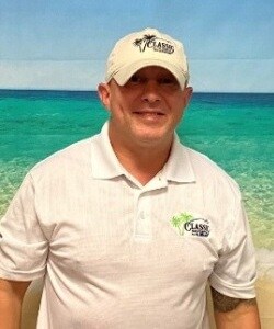 Staff member Royce Seay from a5b4fd049792