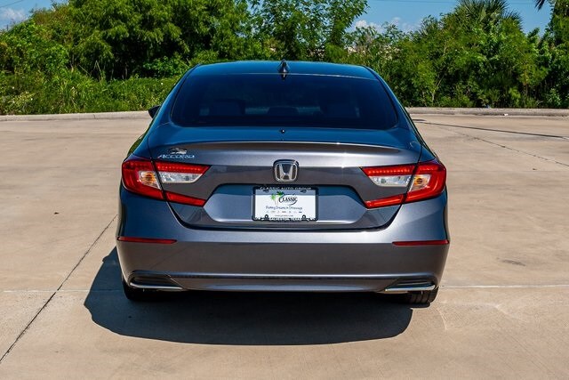 2019 Honda Accord LX 1.5T photo 3