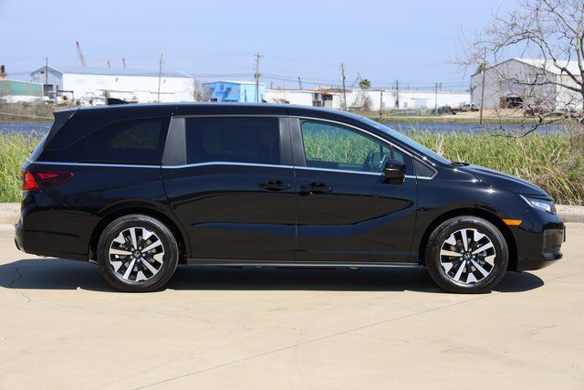 2026 Honda Odyssey EX-L - Photo 4