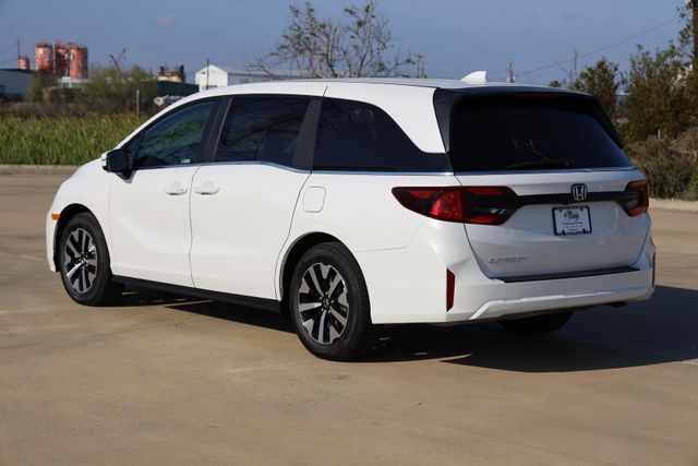 2026 Honda Odyssey EX-L - Photo 6
