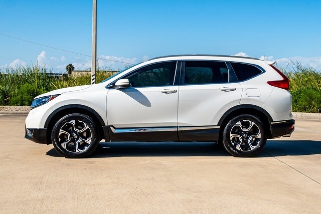 2018 Honda CR-V Touring photo 3