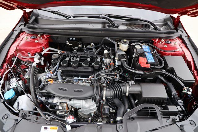 2025 Honda Accord SE - Photo 25