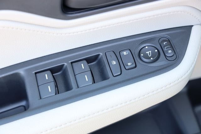 2026 Honda Odyssey EX-L - Photo 18