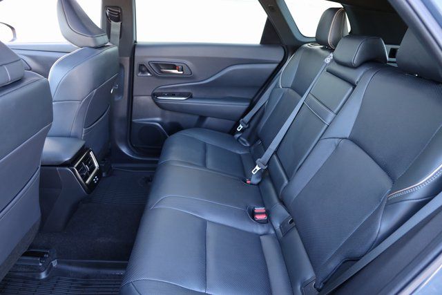 2025 Toyota Crown Signia Limited - Photo 12
