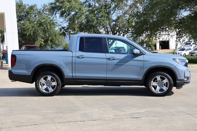 2025 Honda Ridgeline RTL photo 4