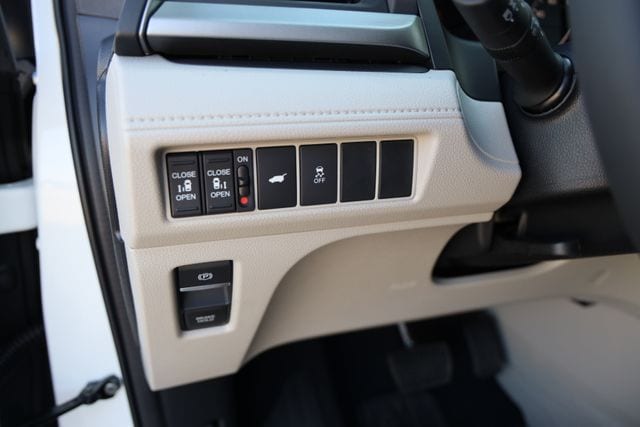 2026 Honda Odyssey EX-L - Photo 19