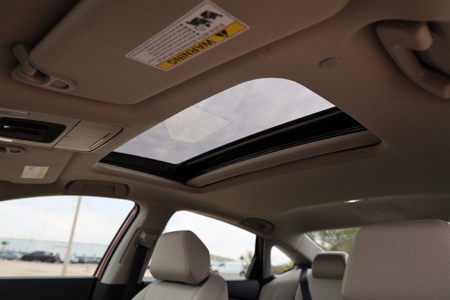 2025 Honda Accord SE - Photo 11
