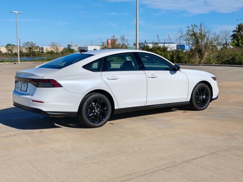 New 2025 Honda Accord SE Sedan