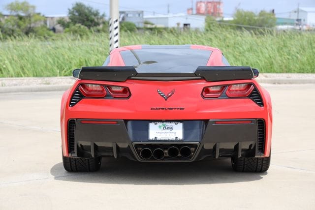 2017 Chevrolet Corvette 2LT - Photo 7