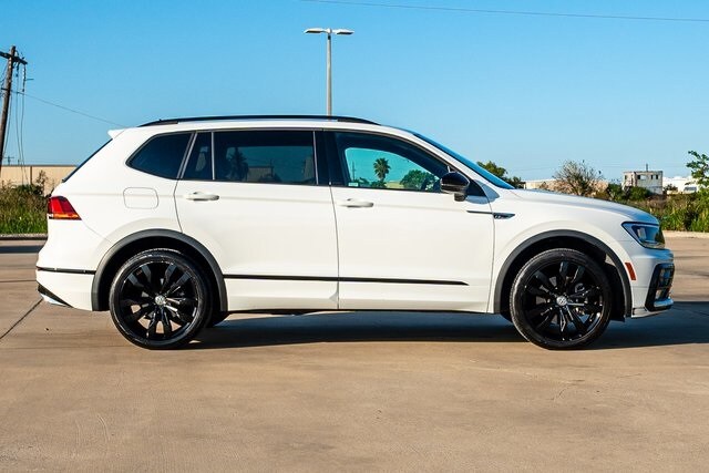 2021 Volkswagen Tiguan SE R-Line Black photo 4